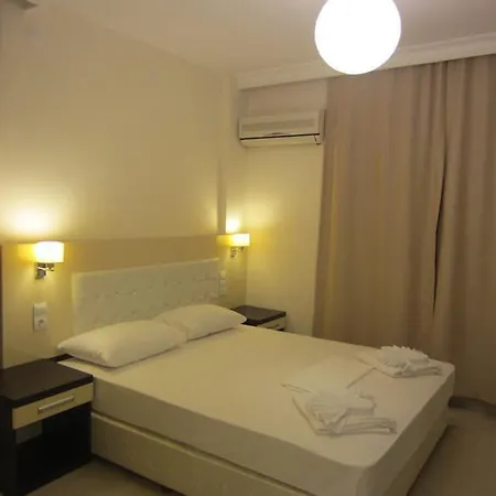 מלון Side Suite Hotel 2*